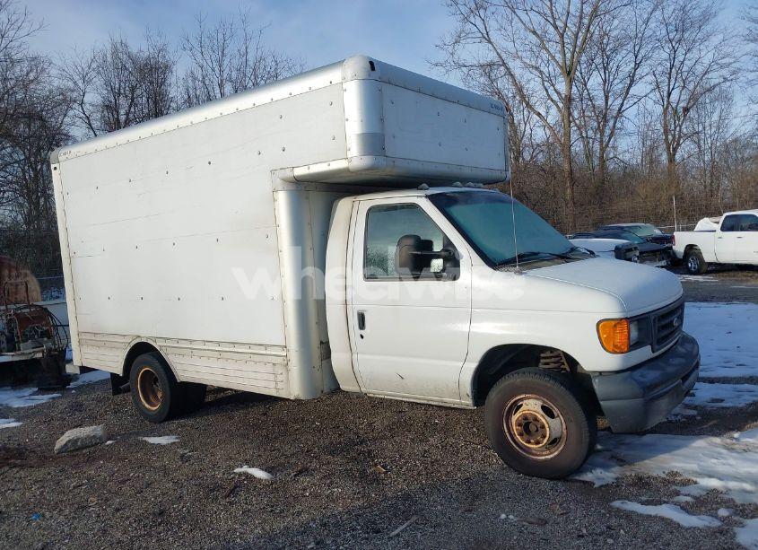 Photo 13 of 2006 Ford E-450 CUTAWAY (VIN 1FDXE45S66DB17225)