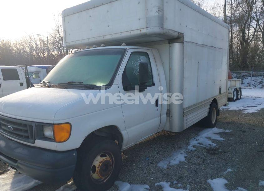 Photo 2 of 2006 Ford E-450 CUTAWAY (VIN 1FDXE45S66DB17225)