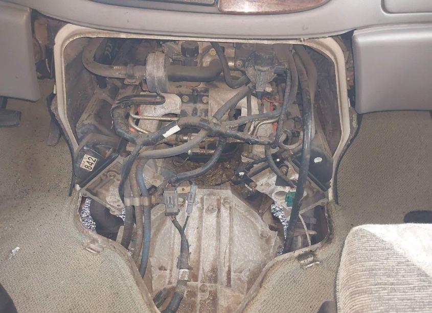 Photo 10 of 2000 Ford E-450 CUTAWAY STANDARD (VIN 1FDXE45S6YHA15810)