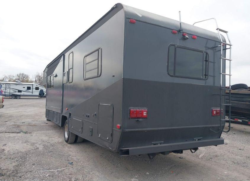 Photo 3 of 2006 Ford E-450 CUTAWAY STANDARD (VIN 1FDXE45S75HB26510)