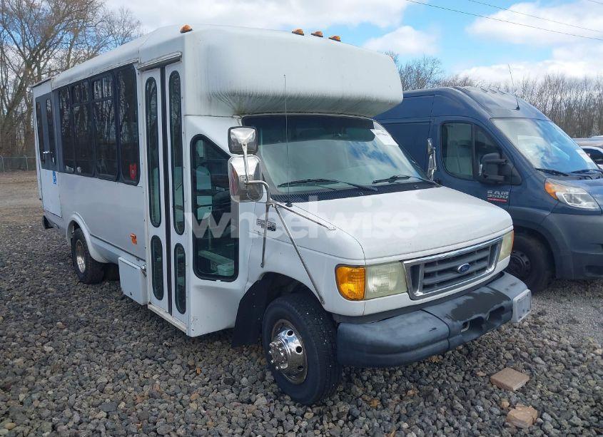 2003 Ford E-450 CUTAWAY STANDARD (VIN 1FDXE45S83HB39313) main photo