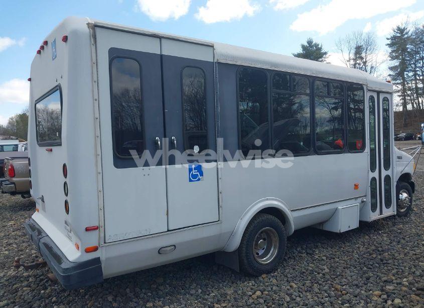 Photo 15 of 2003 Ford E-450 CUTAWAY STANDARD (VIN 1FDXE45S83HB39313)