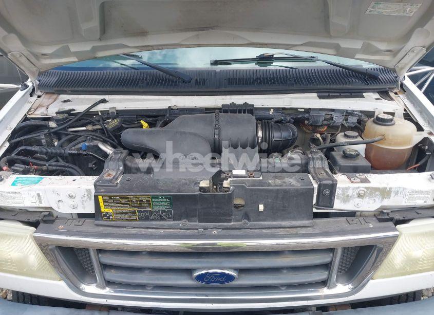 Photo 9 of 2003 Ford E-450 CUTAWAY STANDARD (VIN 1FDXE45S83HB39313)