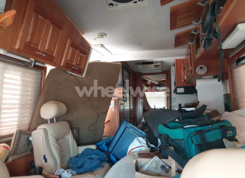 Photo 12 of 2006 Ford E-450 CUTAWAY (VIN 1FDXE45S86HA29107)