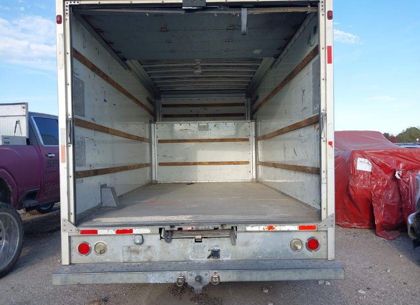 Photo 15 of 2007 Ford E-450 CUTAWAY (VIN 1FDXE45S87DA17631)