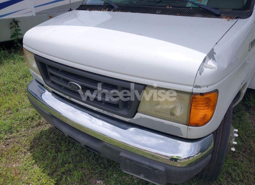 Photo 24 of 2007 Ford E-450 CUTAWAY (VIN 1FDXE45S87DA60253)
