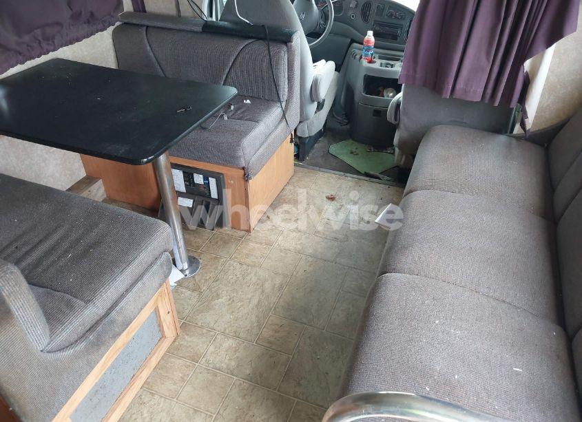 Photo 7 of 2007 Ford E-450 CUTAWAY (VIN 1FDXE45S87DA60253)