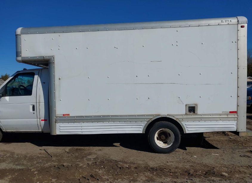 Photo 17 of 2006 Ford E-450 CUTAWAY (VIN 1FDXE45S96HA81765)