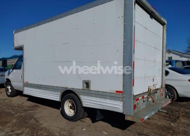 Photo 3 of 2006 Ford E-450 CUTAWAY (VIN 1FDXE45S96HA81765)