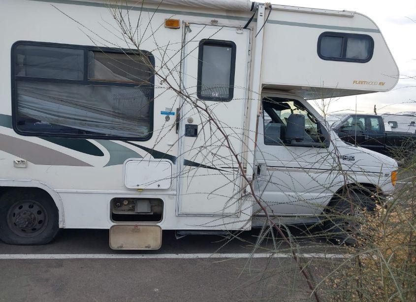 2002 Ford E-450 CUTAWAY STANDARD (VIN 1FDXE45SX2HB00849) main photo