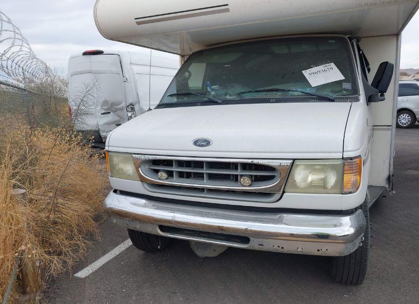 Photo 10 of 2002 Ford E-450 CUTAWAY STANDARD (VIN 1FDXE45SX2HB00849)