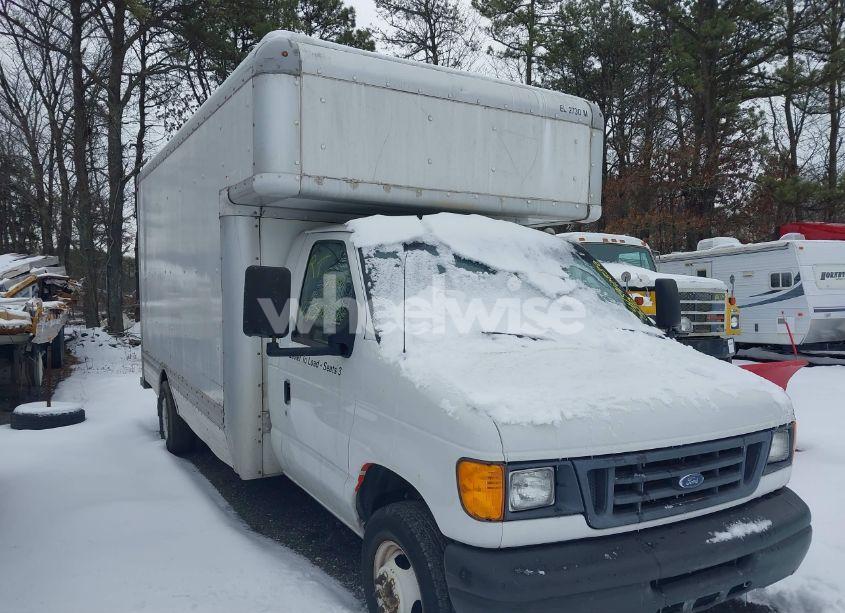 2007 Ford E-450 CUTAWAY (VIN 1FDXE45SX7DA22393) main photo