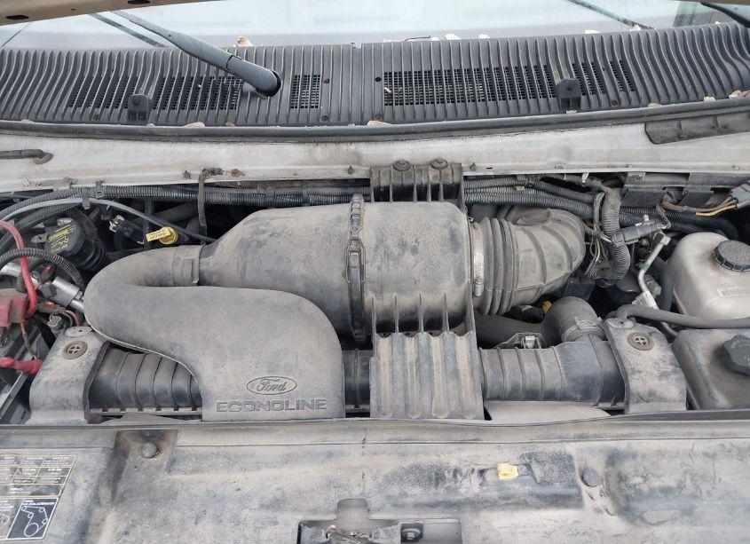 Photo 9 of 2010 Ford E-450 CUTAWAY (VIN 1FDXE4FL8ADA72790)