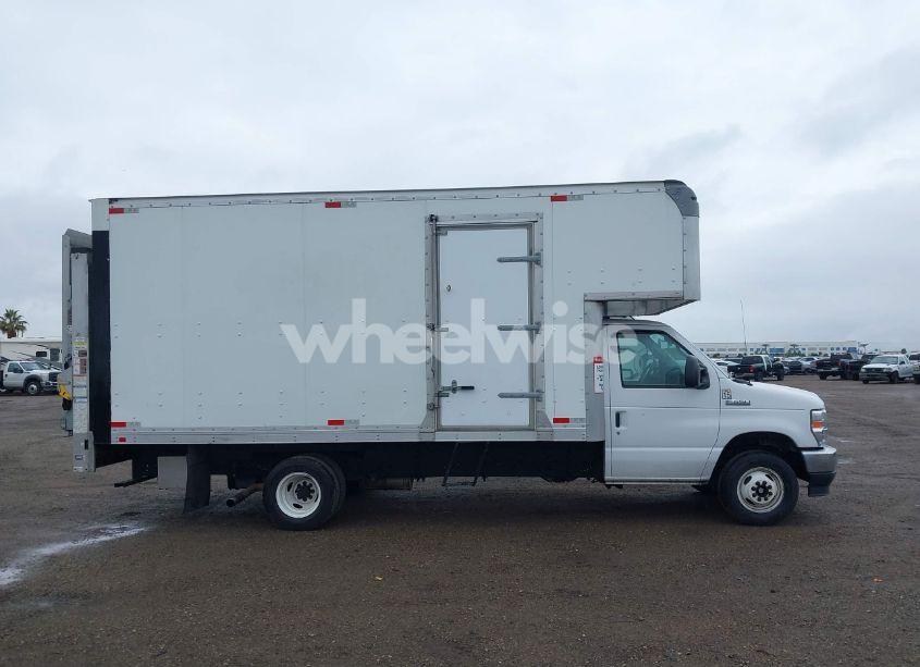 Photo 13 of 2021 Ford E-450 CUTAWAY (VIN 1FDXE4FN0MDC04091)