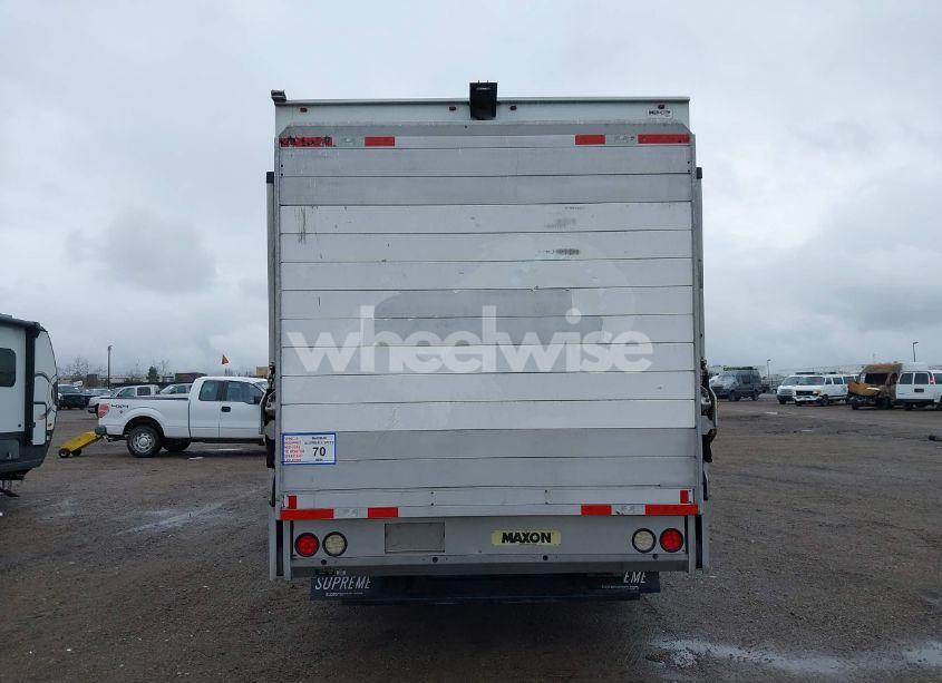 Photo 6 of 2021 Ford E-450 CUTAWAY (VIN 1FDXE4FN0MDC04091)