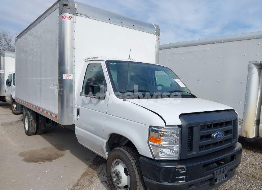 2024 Ford E-450 CUTAWAY (VIN 1FDXE4FN3RDD27259) main photo