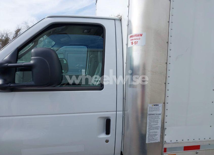 Photo 14 of 2024 Ford E-450 CUTAWAY (VIN 1FDXE4FN3RDD27259)