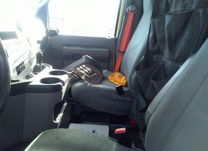 Photo 7 of 2021 Ford E-450 CUTAWAY (VIN 1FDXE4FN5MDC34235)