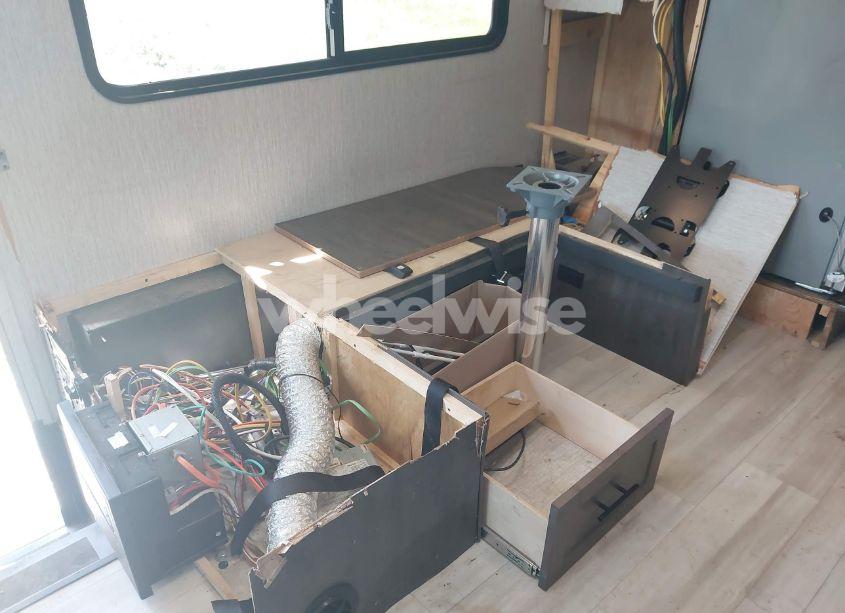 Photo 11 of 2021 Fleetwood E-450 CUTAWAY (VIN 1FDXE4FN6MDC28038)