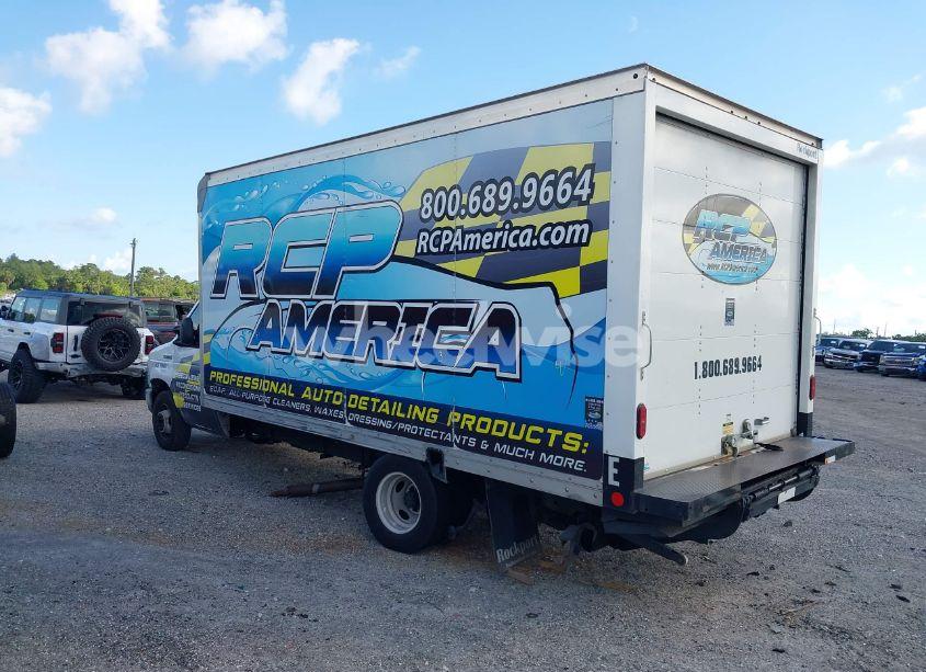 Photo 3 of 2022 Ford E-450 CUTAWAY (VIN 1FDXE4FN6NDC31474)