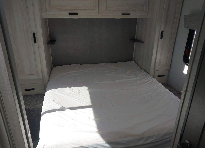 Photo 8 of 2021 Ford E-450 CUTAWAY (VIN 1FDXE4FN8MDC39252)