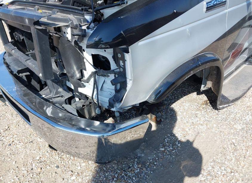 Photo 11 of 2022 Forest River FORESTER (VIN 1FDXE4FN9NDC33591)