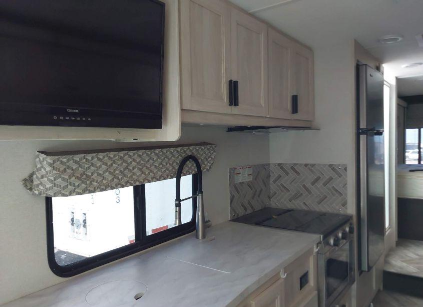 Photo 14 of 2022 Forest River FORESTER (VIN 1FDXE4FN9NDC33591)