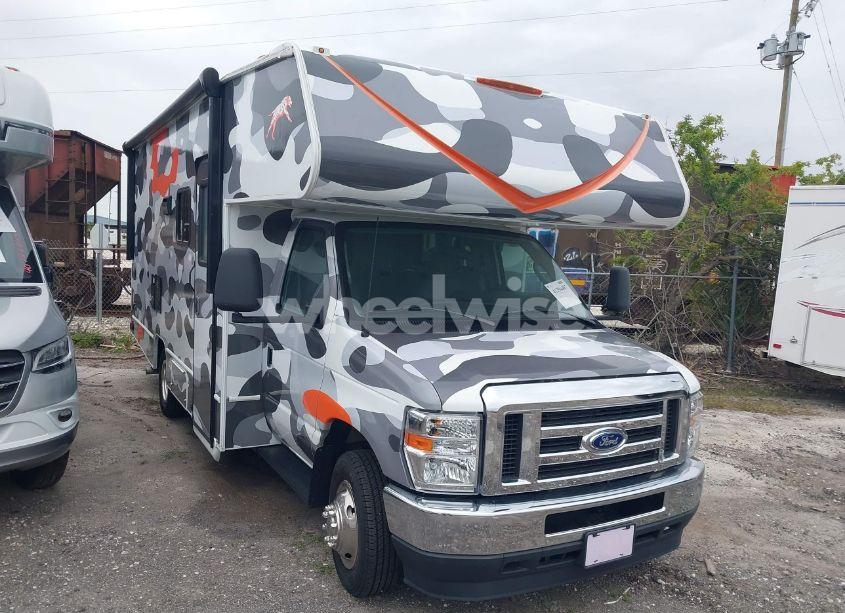 2024 Ford E-450 CUTAWAY (VIN 1FDXE4FN9RDD01331) main photo