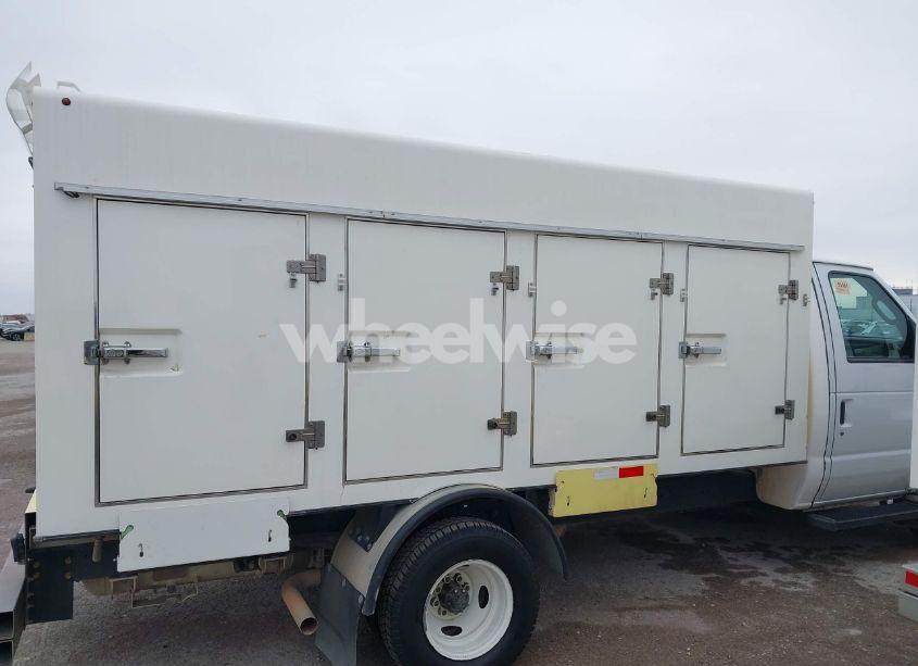 Photo 13 of 2019 Ford E-450 CUTAWAY (VIN 1FDXE4FS1KDC19346)