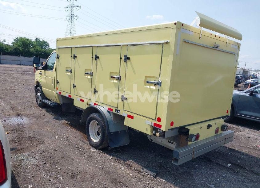 Photo 3 of 2019 Ford E-450 CUTAWAY (VIN 1FDXE4FS1KDC57742)