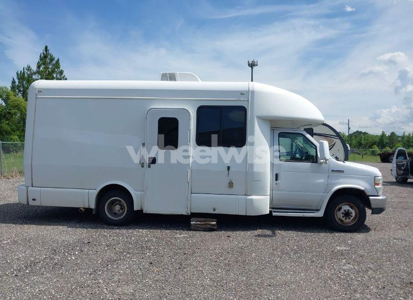 Photo 13 of 2014 Ford E-450 CUTAWAY (VIN 1FDXE4FS2EDB07675)