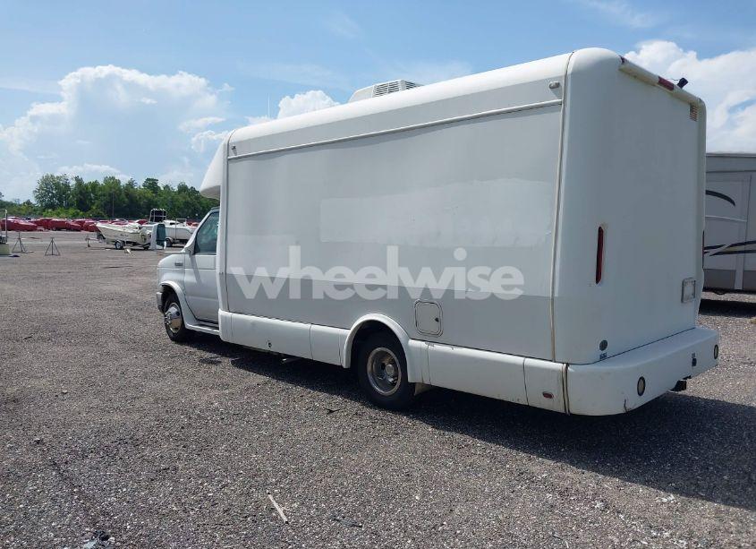 Photo 3 of 2014 Ford E-450 CUTAWAY (VIN 1FDXE4FS2EDB07675)