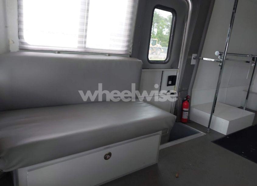 Photo 6 of 2014 Ford E-450 CUTAWAY (VIN 1FDXE4FS2EDB07675)