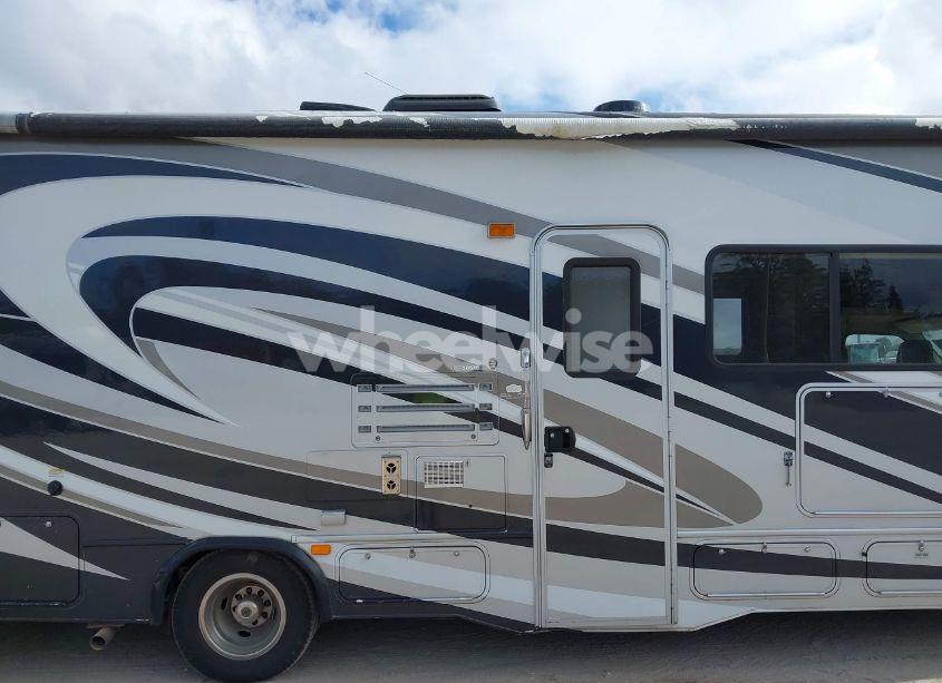 Photo 13 of 2014 Ford E-450 CUTAWAY (VIN 1FDXE4FS3EDB16059)