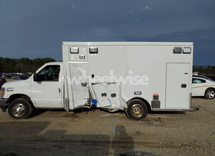 Photo 14 of 2019 Ford E-450 CUTAWAY (VIN 1FDXE4FS4KDC36112)