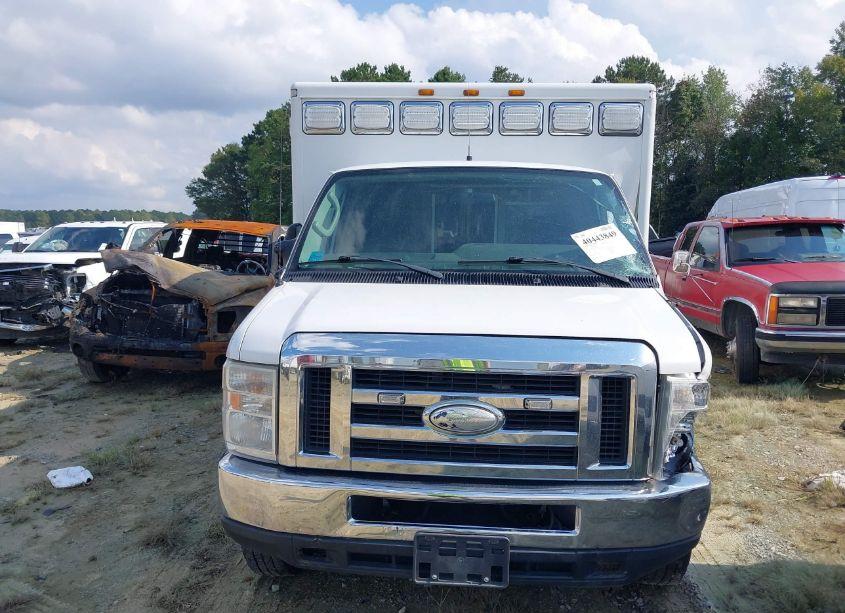 Photo 16 of 2014 Ford E-450 CUTAWAY (VIN 1FDXE4FS5EDA87096)