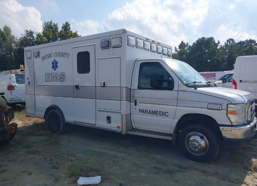 Photo 17 of 2014 Ford E-450 CUTAWAY (VIN 1FDXE4FS5EDA87096)