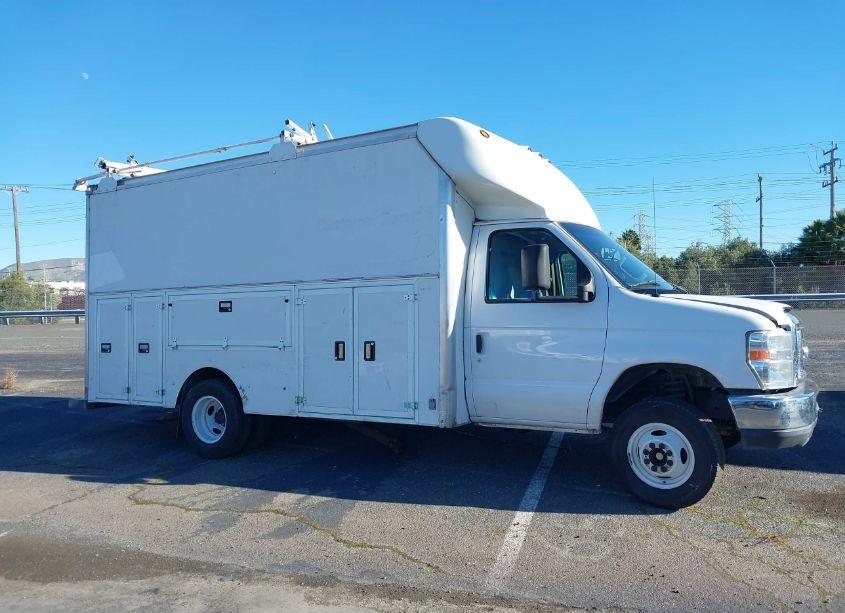 Photo 16 of 2015 Ford E-450 CUTAWAY (VIN 1FDXE4FS5FDA20113)