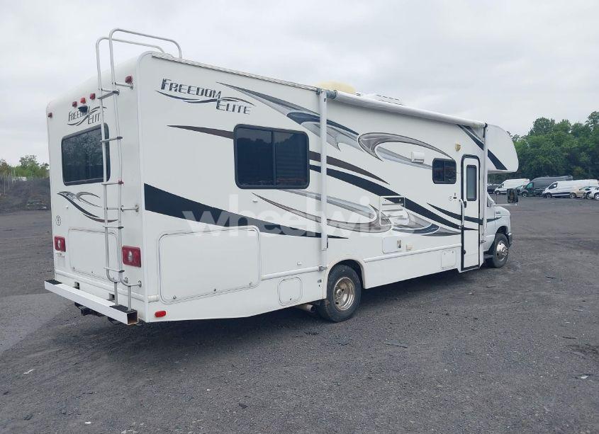 Photo 4 of 2011 Ford E-450 CUTAWAY (VIN 1FDXE4FS7BDA46075)