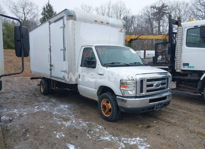 2014 Ford E-450 CUTAWAY (VIN 1FDXE4FS7EDA13081) main photo