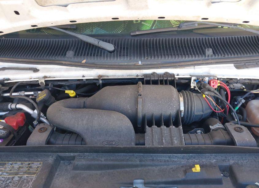 Photo 9 of 2015 Ford E-450 CUTAWAY (VIN 1FDXE4FS7FDA33879)