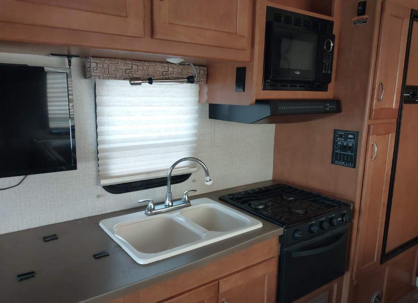 Photo 13 of 2017 Winnebago Mh N/A (VIN 1FDXE4FS7GDC43304)