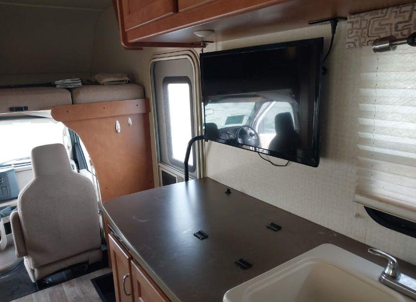 Photo 18 of 2017 Winnebago Mh N/A (VIN 1FDXE4FS7GDC43304)