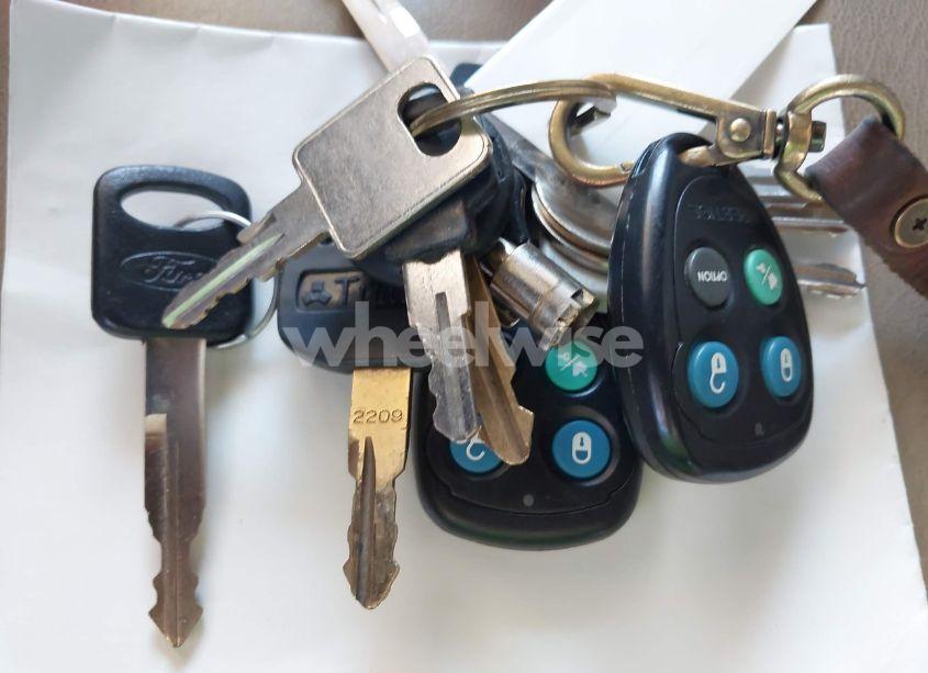 Photo 11 of 2018 Thor Motor COACH QUANTUM (VIN 1FDXE4FS9JDC11509)