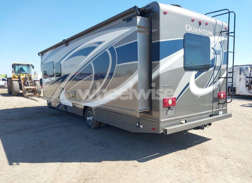 Photo 3 of 2018 Thor Motor COACH QUANTUM (VIN 1FDXE4FS9JDC11509)