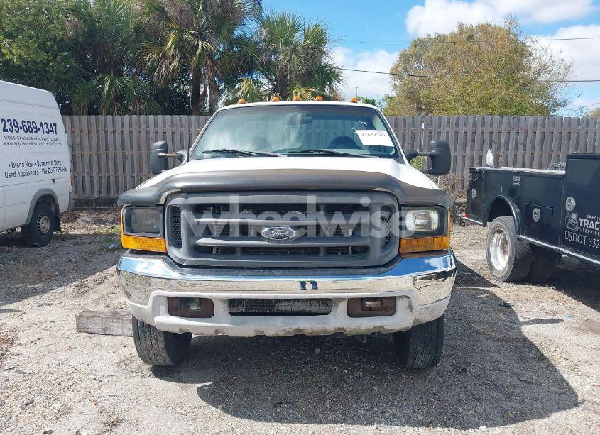 Photo 13 of 1999 Ford Super DUTY F-450 LARIAT/XL/XLT (VIN 1FDXF46F5XEC79213)