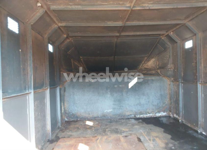 Photo 6 of 2000 Ford F-450 LARIAT/XL/XLT (VIN 1FDXF46F5YEB55136)