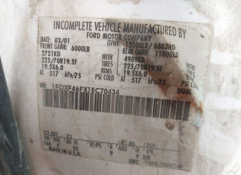 Photo 9 of 2001 Ford Super DUTY F-450 XL/XLT (VIN 1FDXF46FX1EC70434)