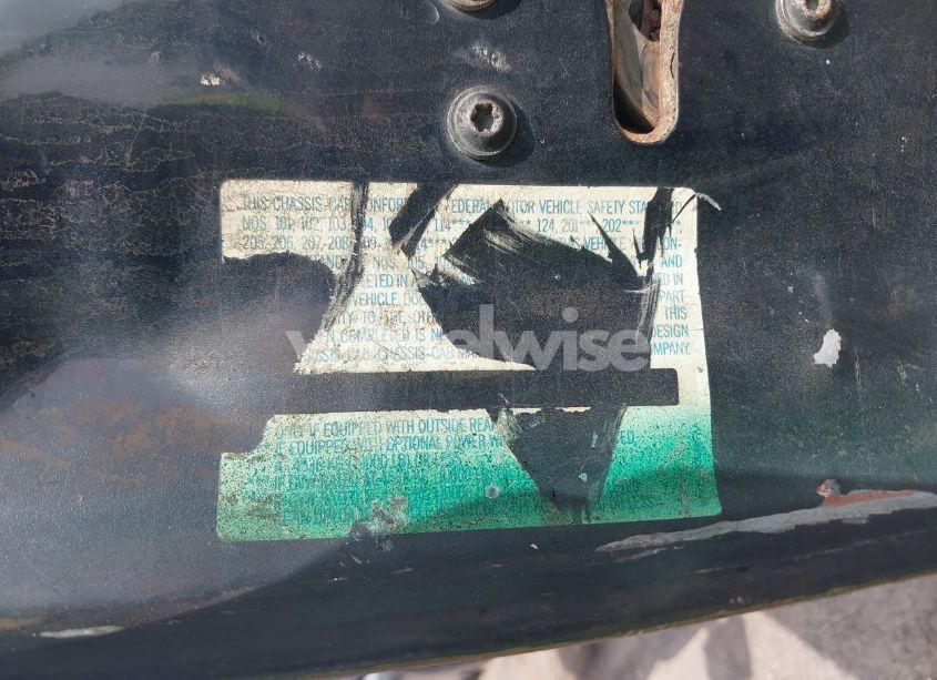 Photo 9 of 2001 Ford F-450 XL/XLT (VIN 1FDXF47FX1EA93902)