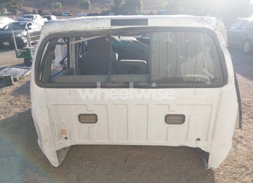 Photo 5 of 2003 Ford F-450 CHASSIS LARIAT/XL/XLT (VIN 1FDXW46P83EC66703)